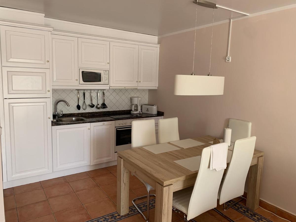 Апартаменти Residencia Cala Dorada Портопетро Екстер'єр фото